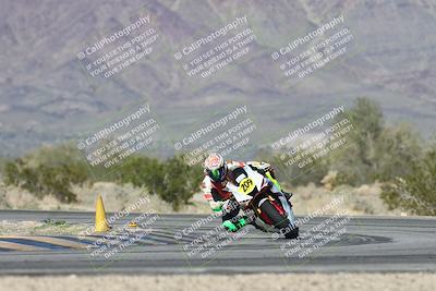 media/Jan-15-2026-Racers Edge (Thu) [[dfebeb70ab]]/2-A Group/Session 5 (Turn 5)/